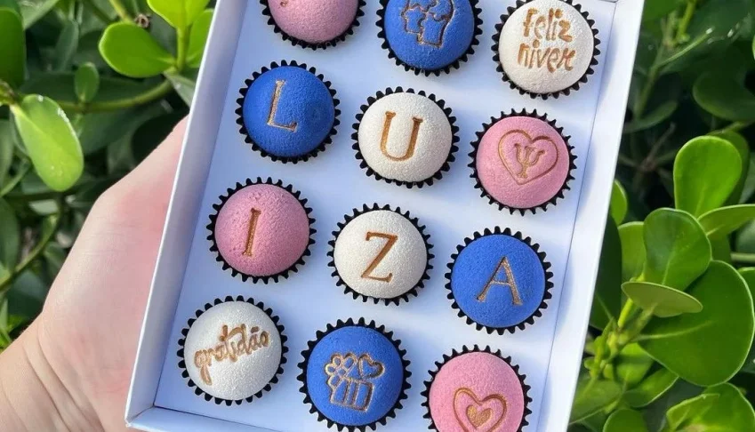 Caixa de Doces Personalizada para Presente