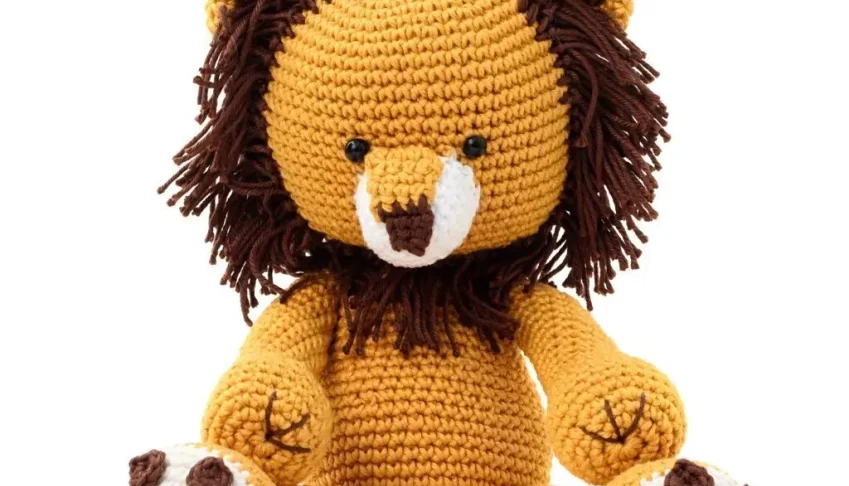 Léo, o Leão em Amigurumi