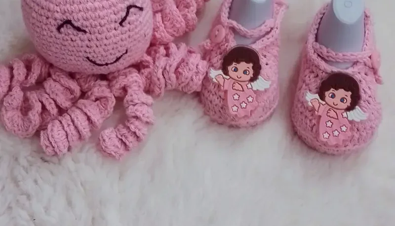 Kit Sapatinho e Polvo Rosa com Aplique