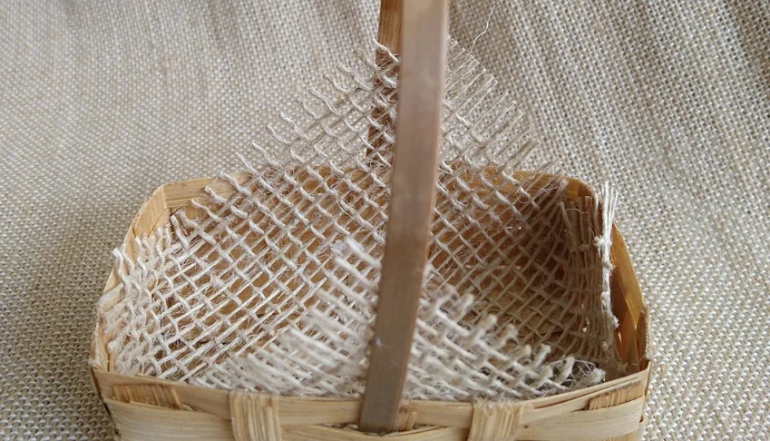 Mini Cesta de Bambu com Tapetinho de Juta - Tamanhos