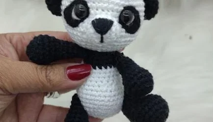 Mini Panda em Crochê - Amigurumi