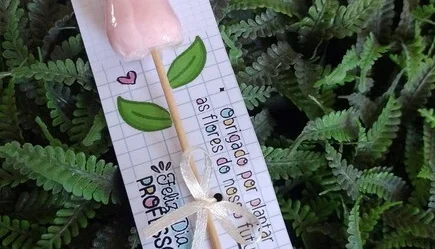 Marca Páginas com Botão de Rosa em Sabonete