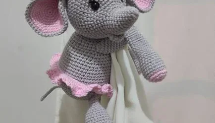 Amigurumi Elefante Menina - Crochê