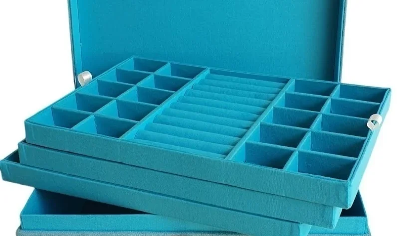 Caixa Grande em Suede Azul para Joias e Bijuterias