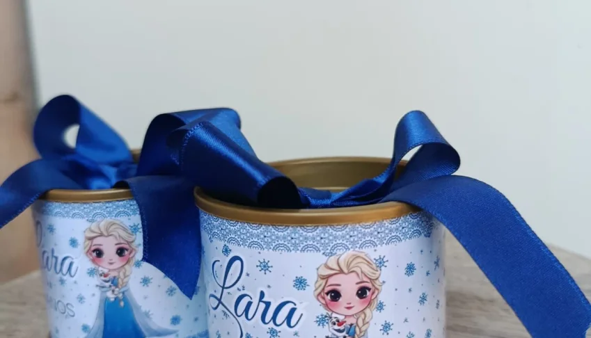 Tubo latas para aniversário