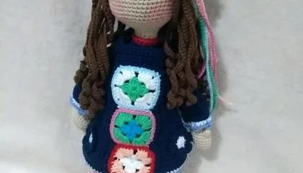 Boneca Hippie em crochê