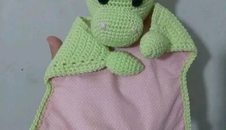 Naninha ou Manta do Apego em Crochê - Dragão Menina