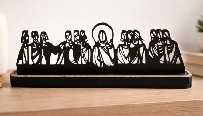Santa Ceia de Mesa em MDF Preto e Dourado 42 cm