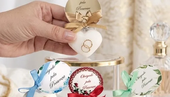 Kit 50 lembrancinhas casamento sabonete coração c aliança e