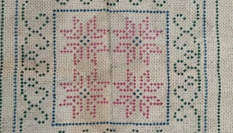 Tela para bordar em juta TJ-98 - 52 x 52 cm