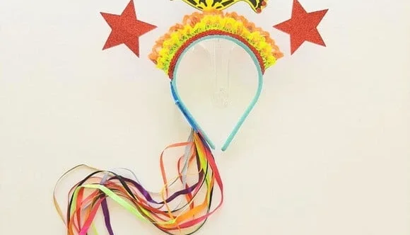 Tiara Passaro Amarelo