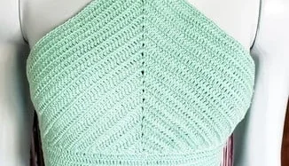 Cropped Top de Crochê Triângulo