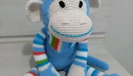 Amigurumi Macaco Colorido