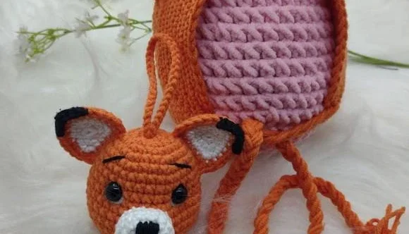 Toucas Em Croche Para Bebês Com Chaveiro - Raposa