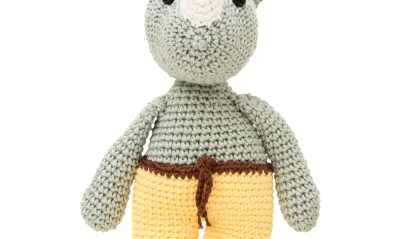 Rinoceronte Esverdeado em Crochê Amigurumi