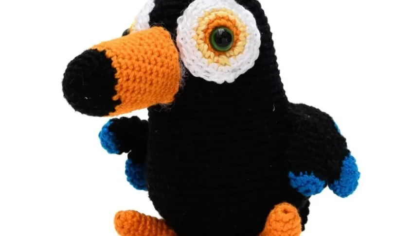Tucano Médio em Amigurumi
