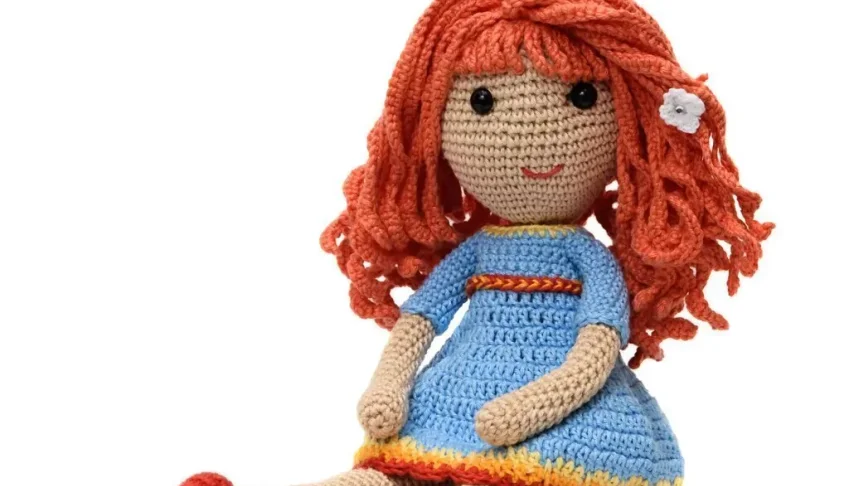 Boneca Valquíria em amigurumi