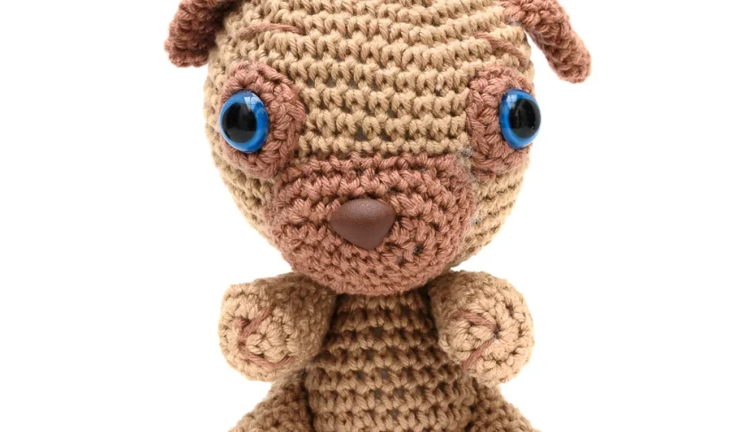 Cachorro Pug em Amigurumi