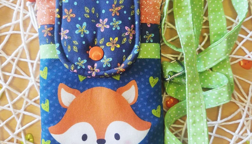 Bolsa porta-celular de raposa verde