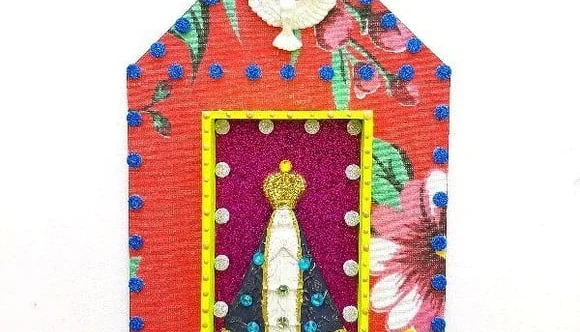 Capelinha de Madeira e Chita "N. S. Aparecida"