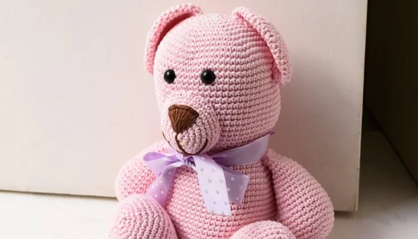 Urso Rosa Peso de Porta em Amigurumi