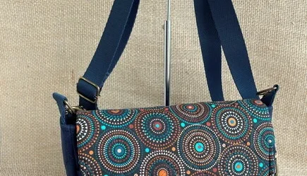 Bolsa Tiracolo Artesanal em Tecido
