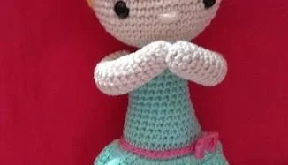 Boneca em croche Amigurumi - Cloe