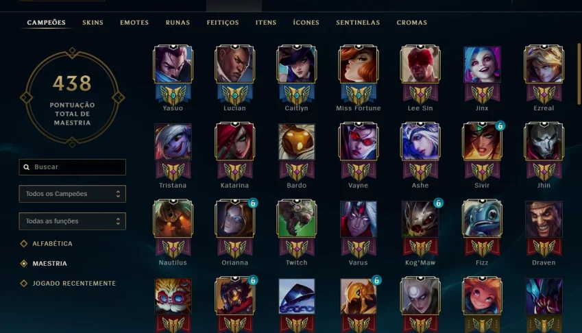 Conta LOL platina 3 + todos os champs + 170 skins