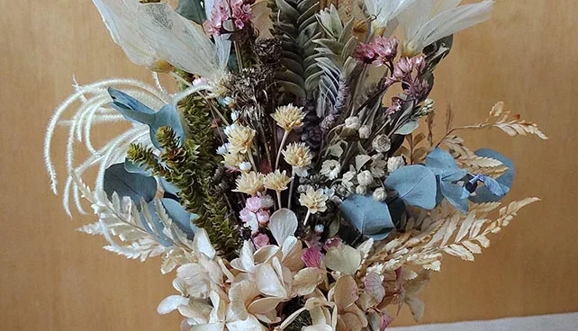 Mini arranjo com flores secas
