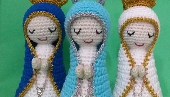 Trio de Santinhas Feitas em Croche
