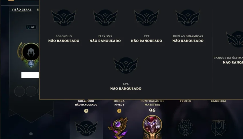 Unranked com 40 Champs e 38 Skins