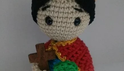 Santo Expedito em crochê Amigurumi