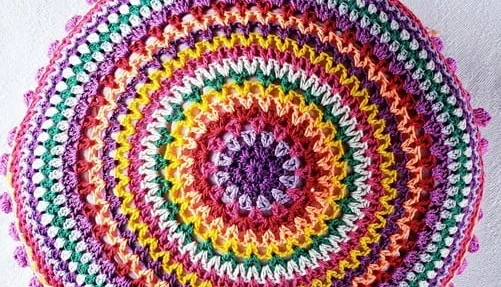 Capa de Almofada em Crochê Mandala Taj