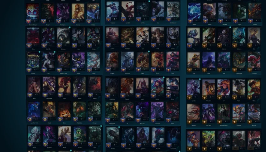 Conta LoL com mais de 90k de RP em SKIN's (+raras).