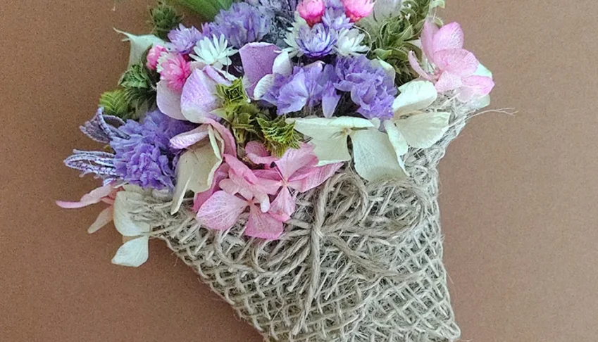 Vasinho com Flores Secas e Ímã - Lavanda