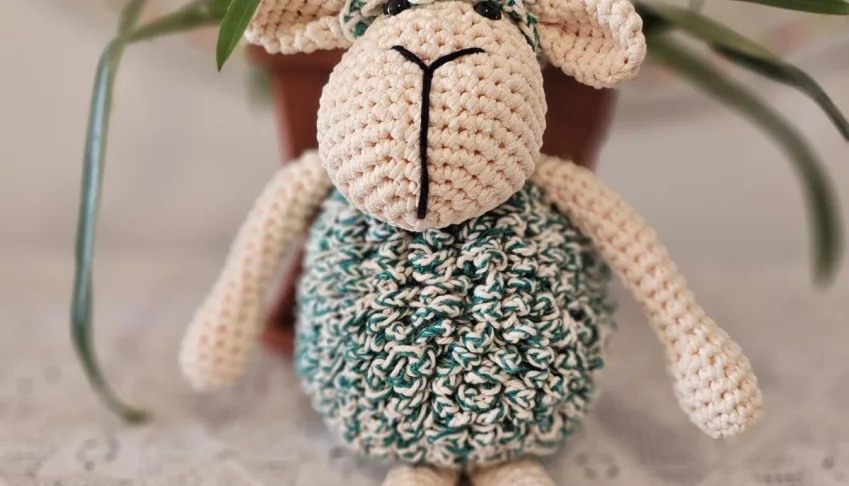 Carneirinho Pipoca Verde Esperança, croche, amigurumi