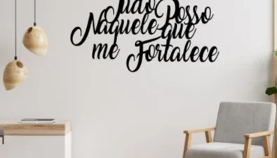 Frase Tudo Posso Naquele que Me Fortalece em MDF 30 x 18 cm