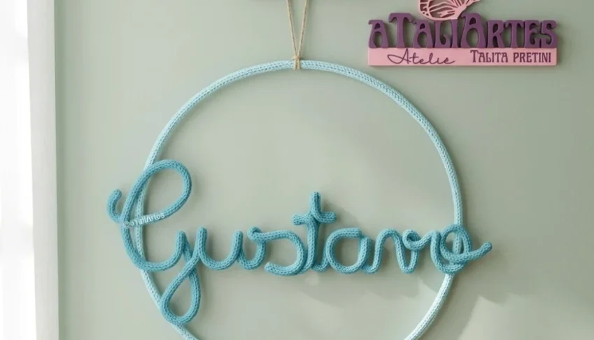 Porta Maternidade Nome simples em Tricotin personalizado