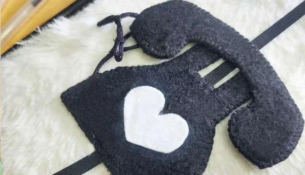 Marca-páginas telefone preto