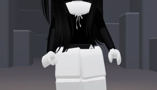 Conta de Roblox feminina por R$100,00