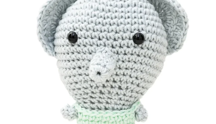 Elefante Cabeçudo em Amigurumi
