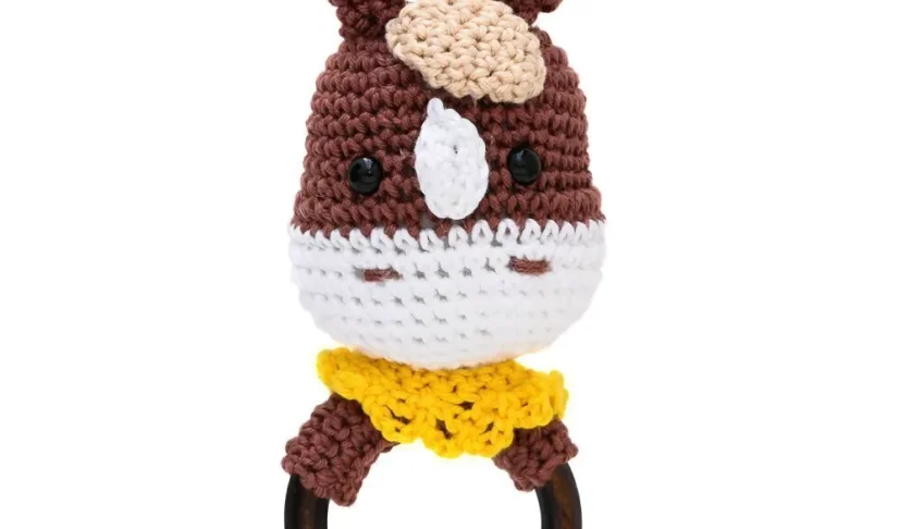 Chocalho Cavalo Gravata Amigurumi