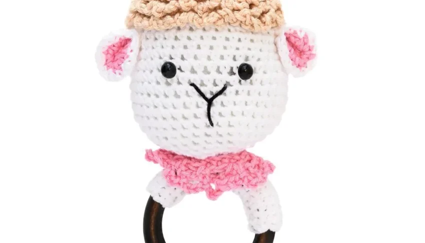 Chocalho Ovelha Branca Amigurumi