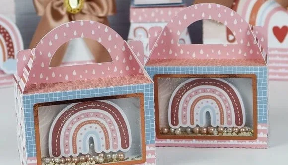 Caixa Surpresa Arco-Íris Boho com Visor