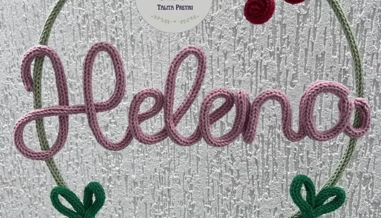 Porta maternidade Cerejinha personalizada em tricotin