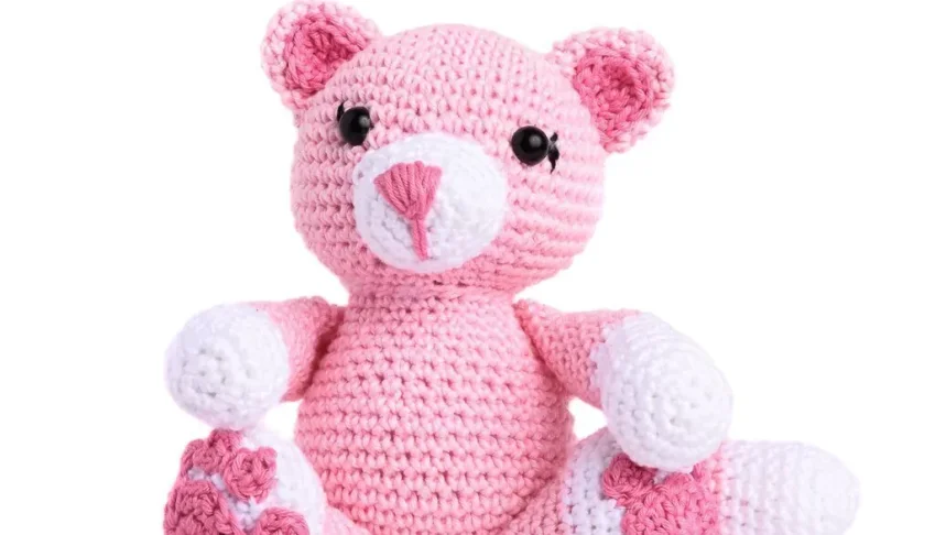 Mini Gatinha Miau em Amigurumi