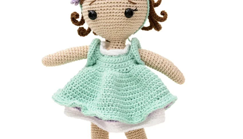 Boneca Flora em Amigurumi