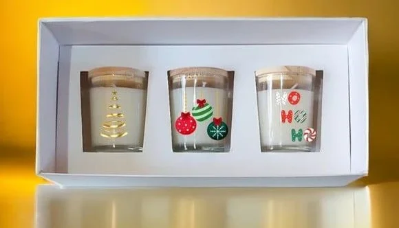 Kit com 3 Velas Merry Christmas de 70 g e Caixa