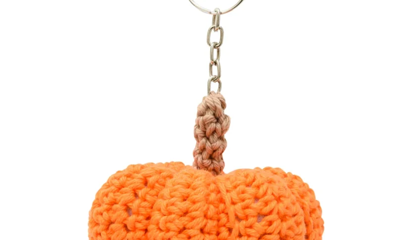 Chaveiro Abóbora Laranja em Amigurumi