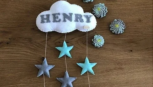 Móbile de Berço em Feltro Personalizado